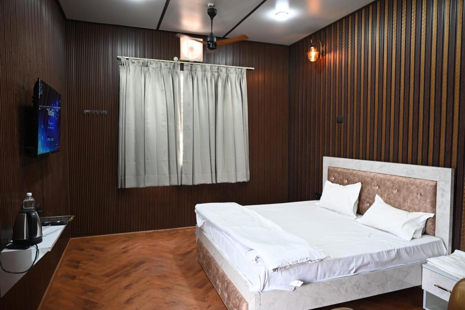 4 Seasons Resort By Jain Residency Sohna Екстериор снимка